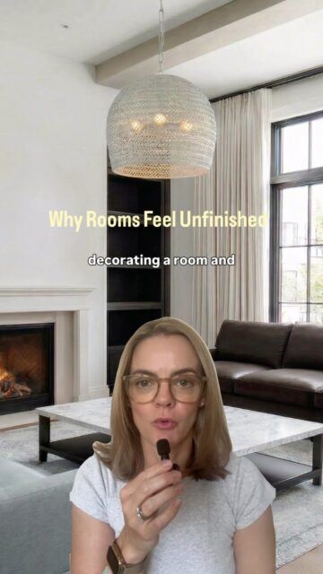 You can have every piece of furniture a room “needs” and still feel like something is missing.

Sometimes the answer isn’t MORE stuff. It’s the RIGHT stuff. Let me help you think in layers.

What’s the room in your house that has never quite felt finished?

@interiordesigncommunity #idcvideo #interiordesigntips #homestyling #interiordesign #mcnicolinteriordesigns